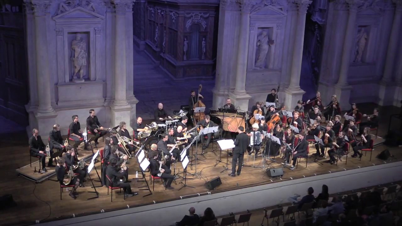 GIL GOLDSTEIN - A world accordion