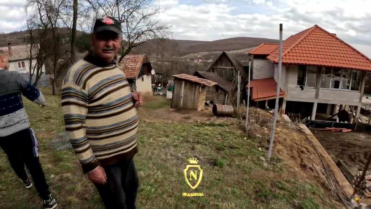 DOUA SUTE CINZECI MII EURO CER PE CASA IN FATZA LA NOTAR