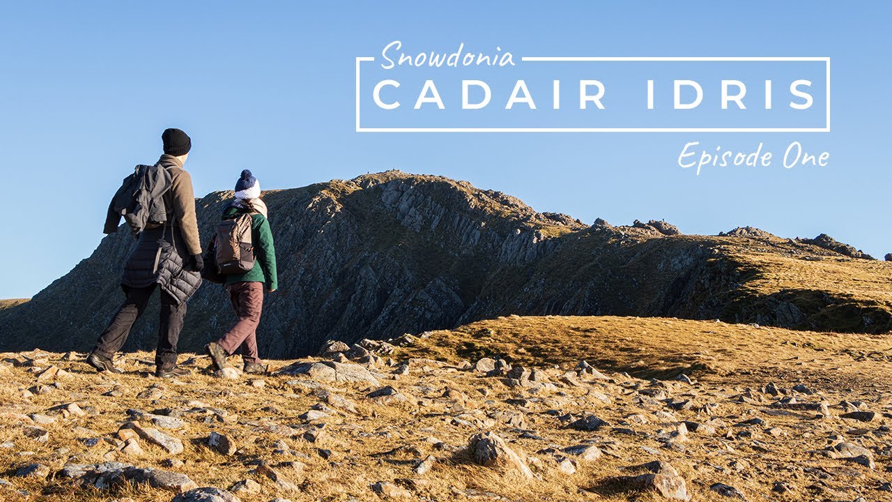 Cadair Idris Pony Path - Cloud Inversion - Winter Hiking in Snowdonia National Park, January 2022