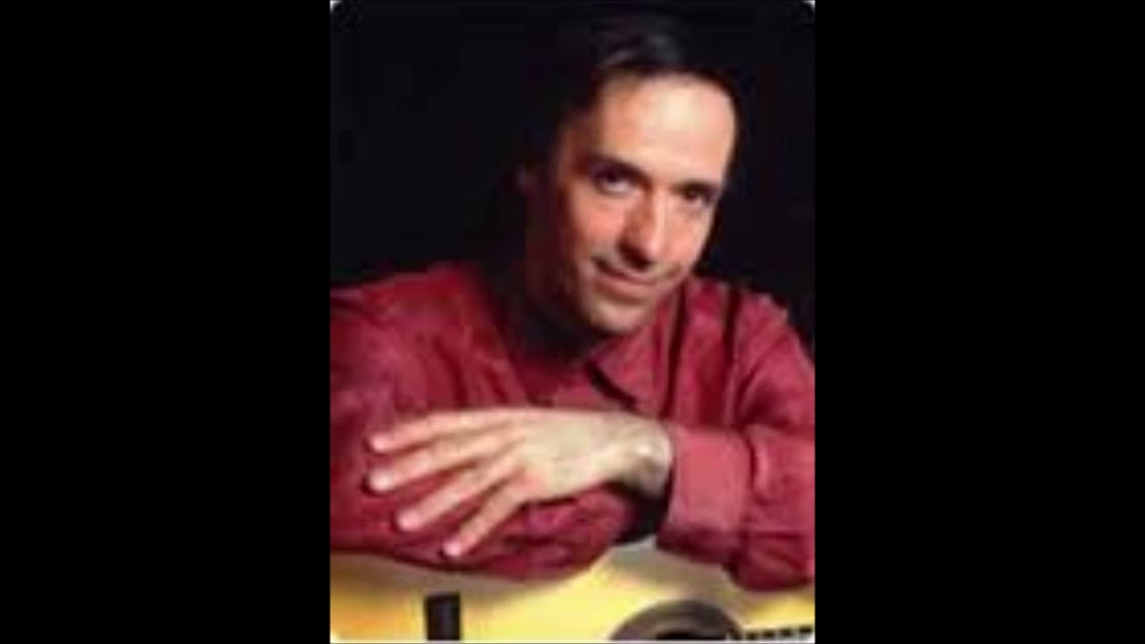 Carlos Bonell: plays Rodrigo and Ponce