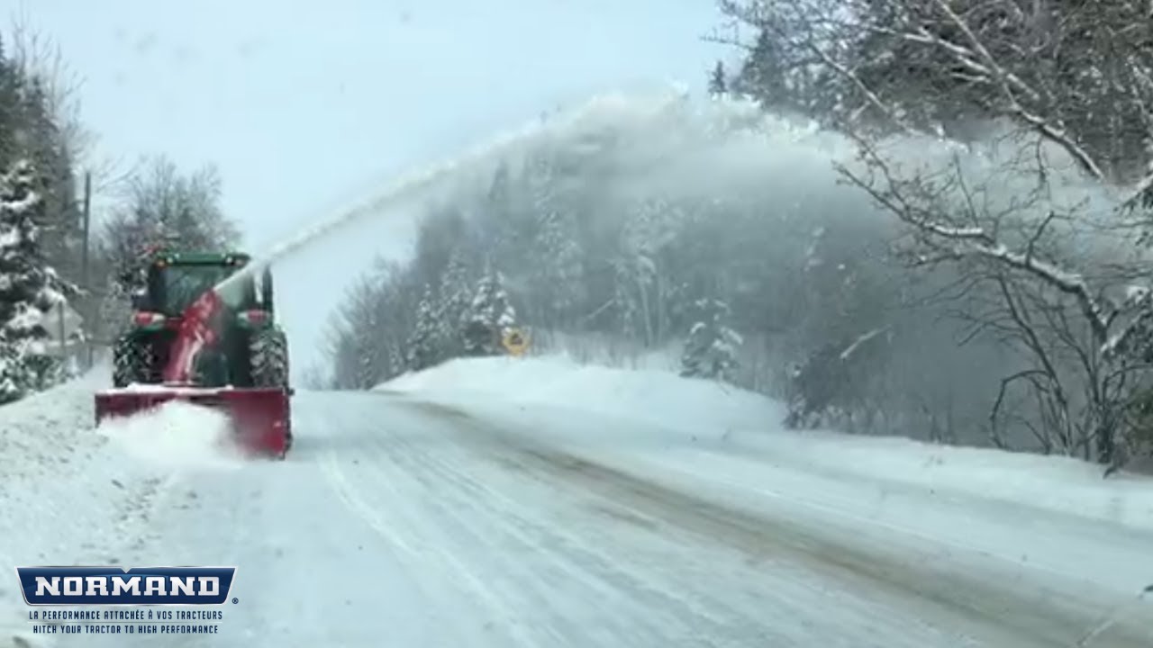 Souffleuse Normand N92-300H avec tracteur 120HP PTO / N92-300H Normand snowblower (2/2)