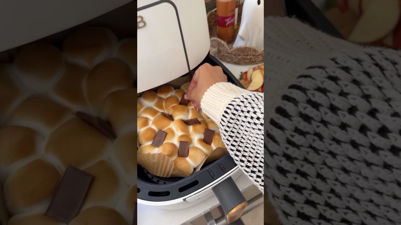 Air Fryer S&rsquo;mores!! Fall Recipe #smores #recipe #dessert #shorts