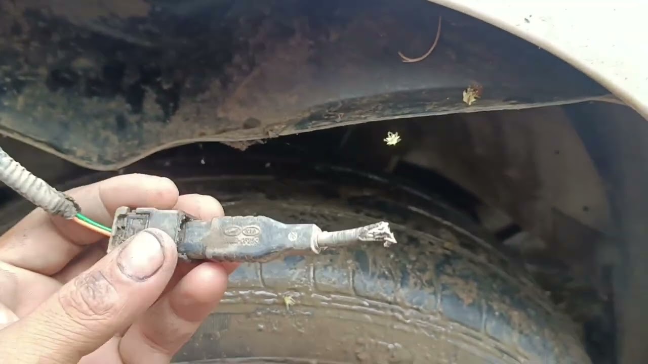 HYUNDAI AURA ABS  LIGHT PROBLEM