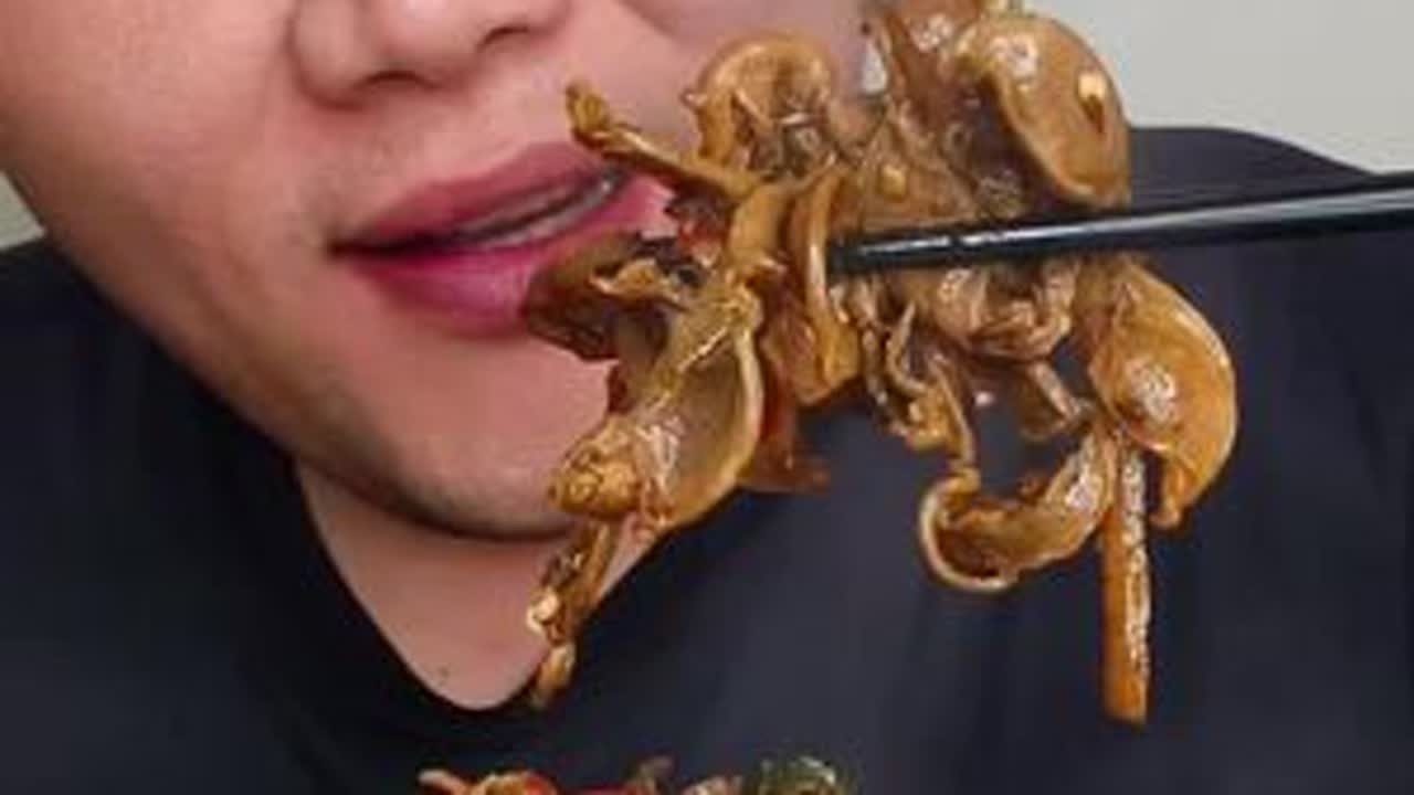 #辣椒炒鸡胗配米饭#