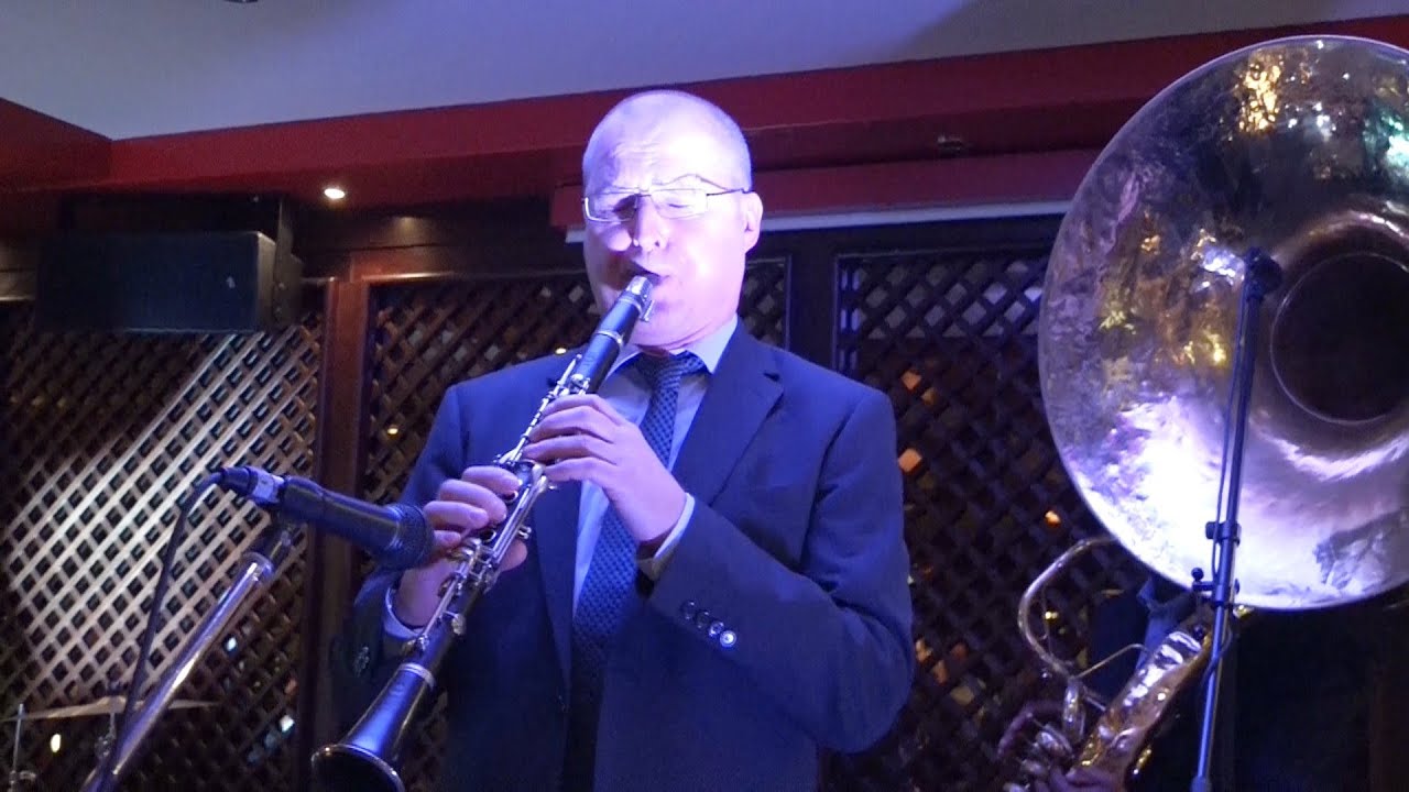 Engelbert Wrobel plays 