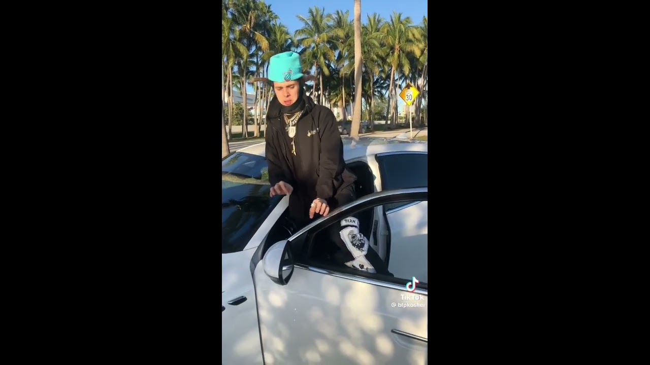 BLP KOSHER - SK8R GIRL