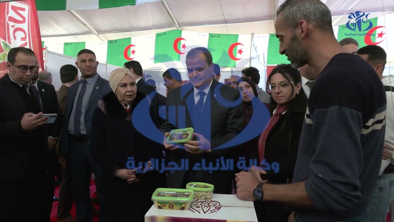 السيد رزيق يشيد بجودة الإنتاج الوطني لمستلزمات صناعة الحلويات