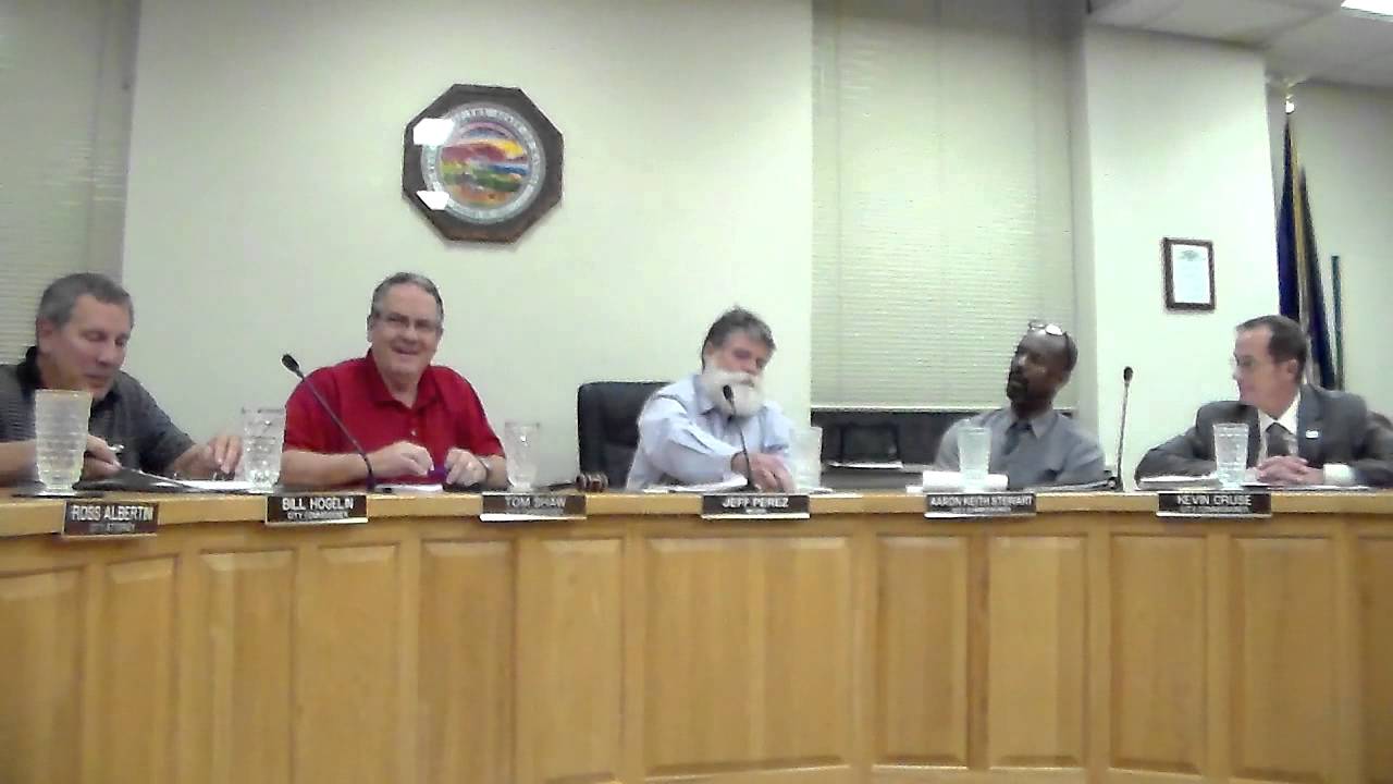 Commissioner Shaw speaks on LCHS banners