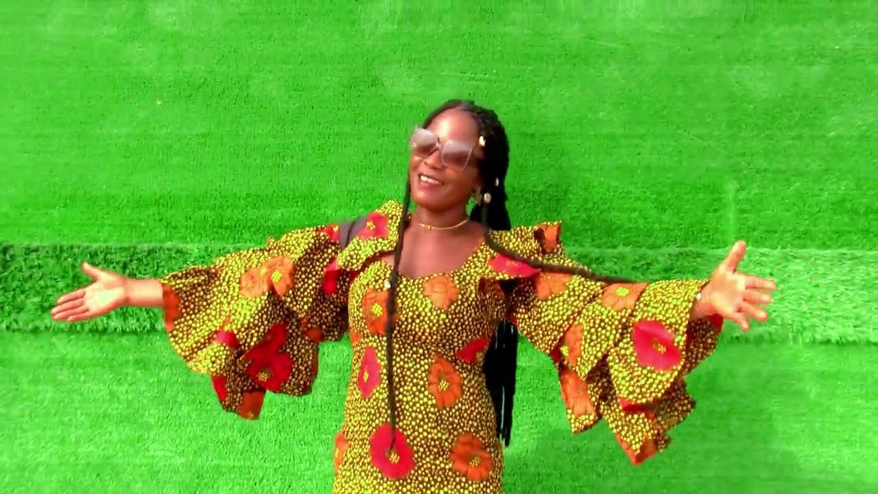 Susan P. Voyee - KpoalukMeen official music video