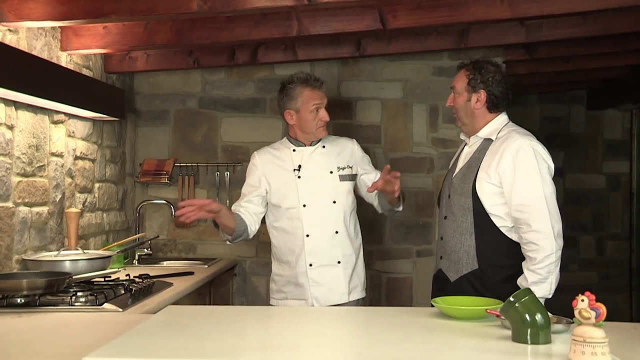BOCCONCINI DI POLLO PANNA E FUNGHI - Video Ricetta - Grigio Chef