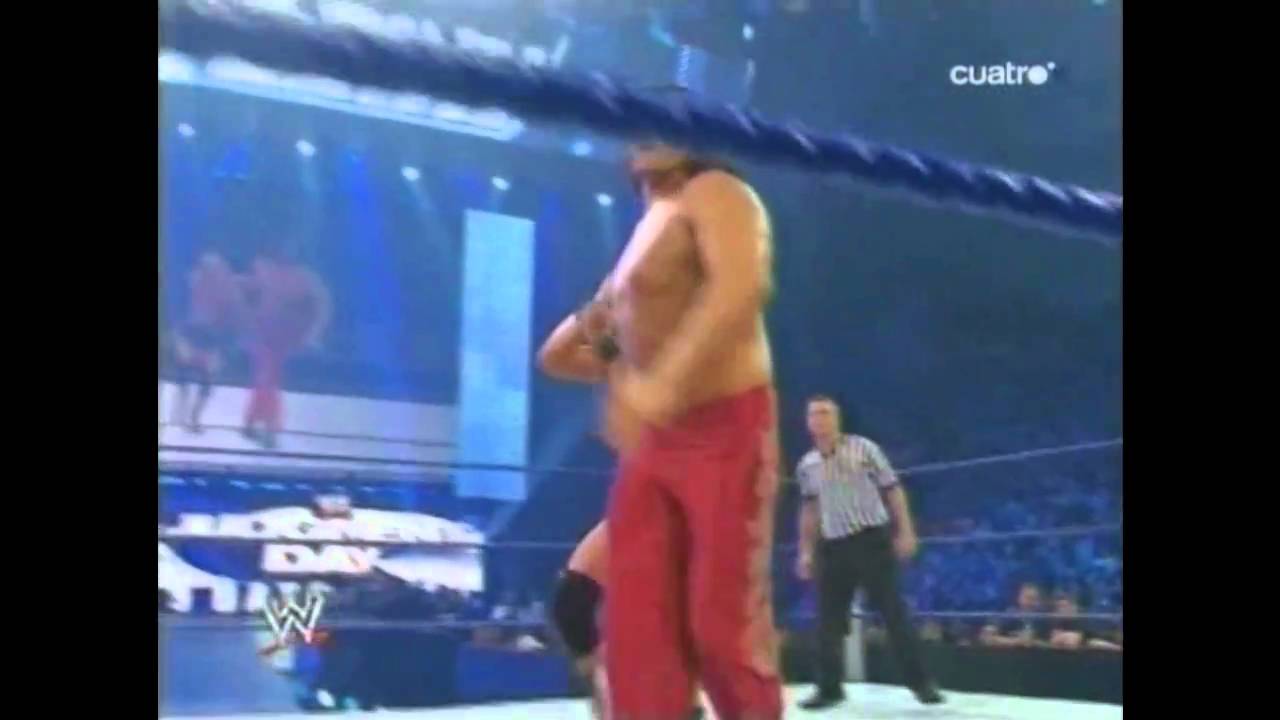 Pressing Catch - Dolph Ziggler v.s The Great Khali Castellano
