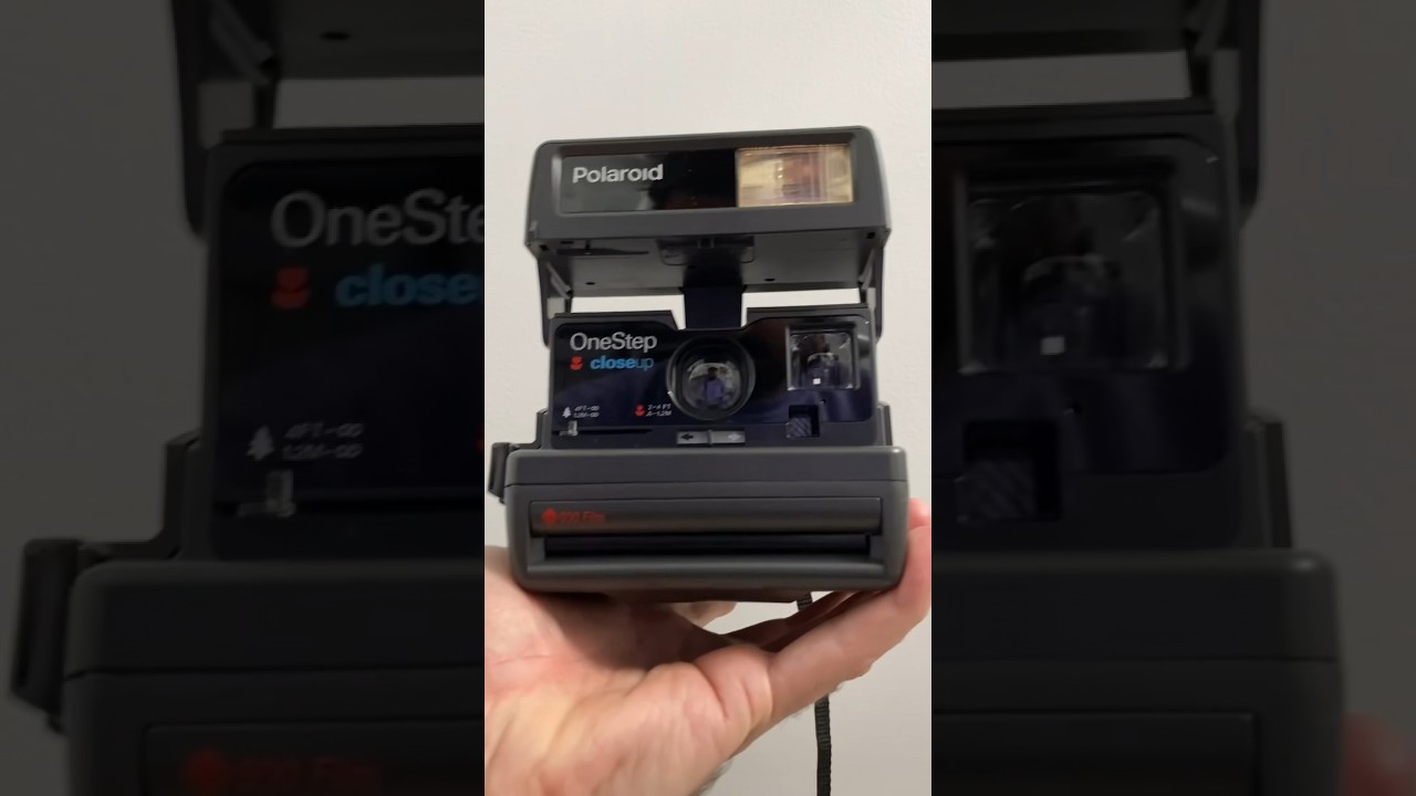 Polaroid OneStep Close Up 📸 LOADING FILM