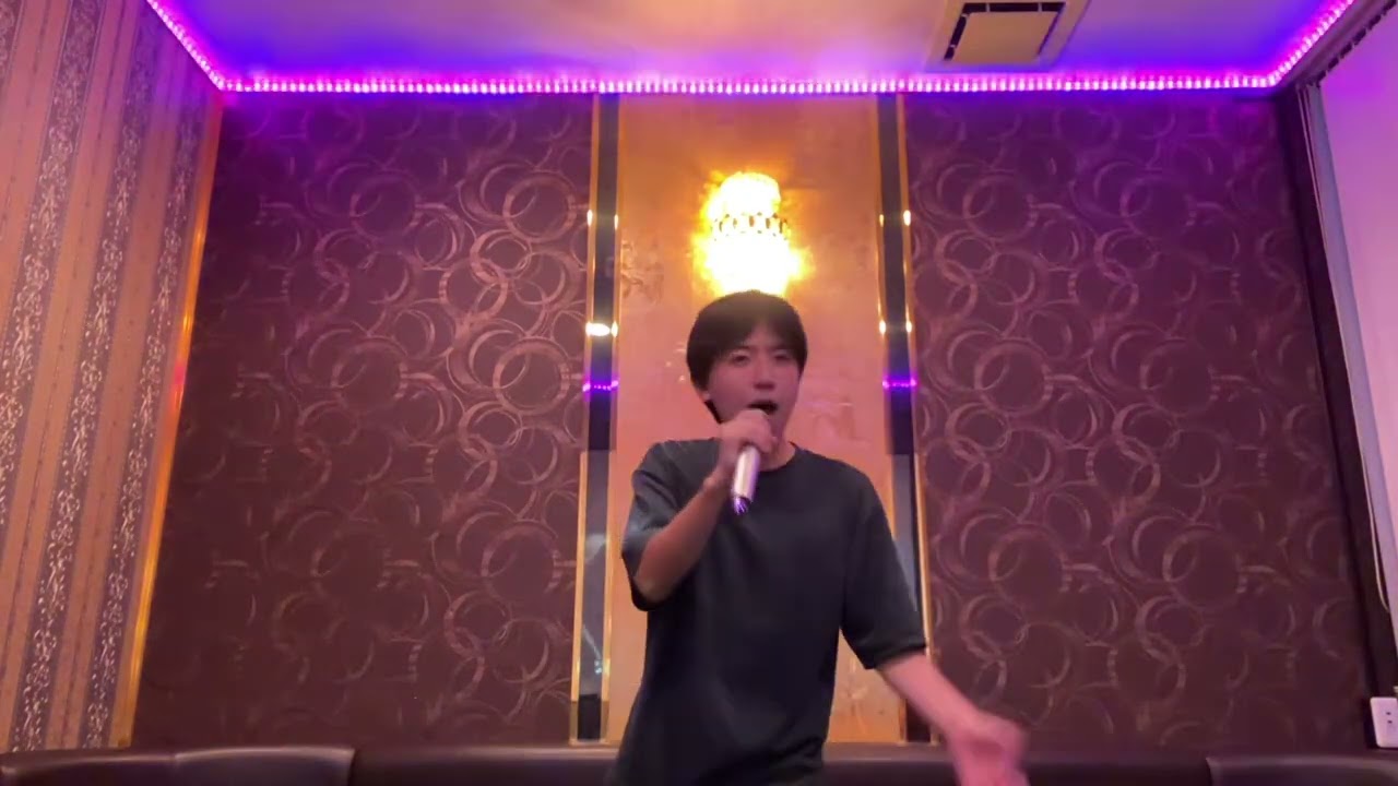 前田達也「ウルトラマンパワード」を歌いました。