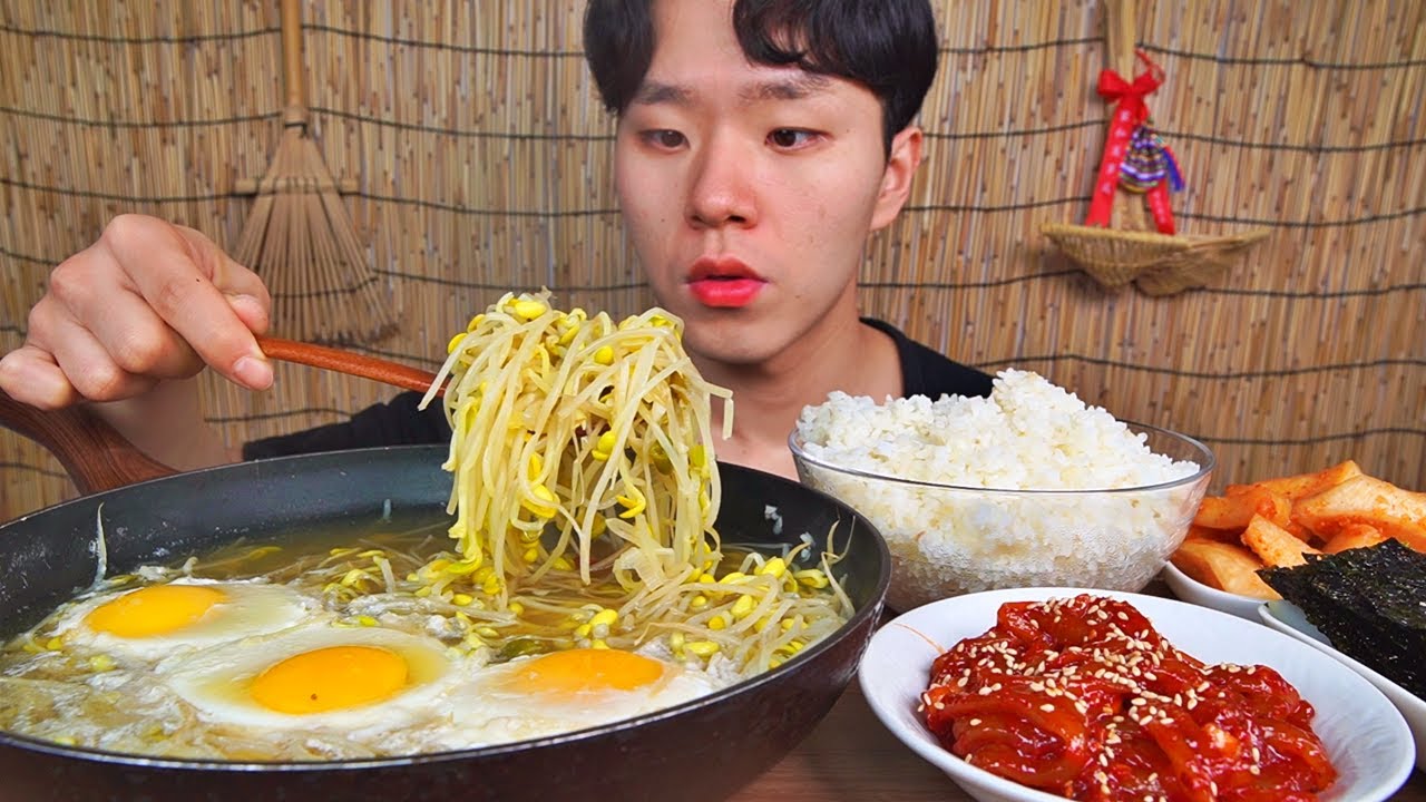 콩나물국밥 오징어젓갈! 쌀밥이 녹는다..녹아~ 든든하게 잘 먹었습니다!BEANSPROUT SOUP SALTED SQUID KIMCHI KOREAN FOOD ASMR MUKBANG.