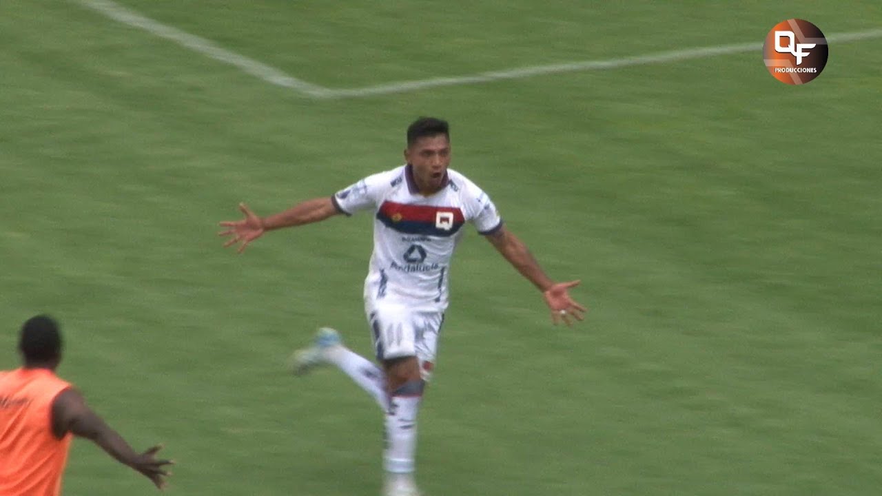 Explota el Atahualpa, gol del Quito y sigue soñando con el ascenso
