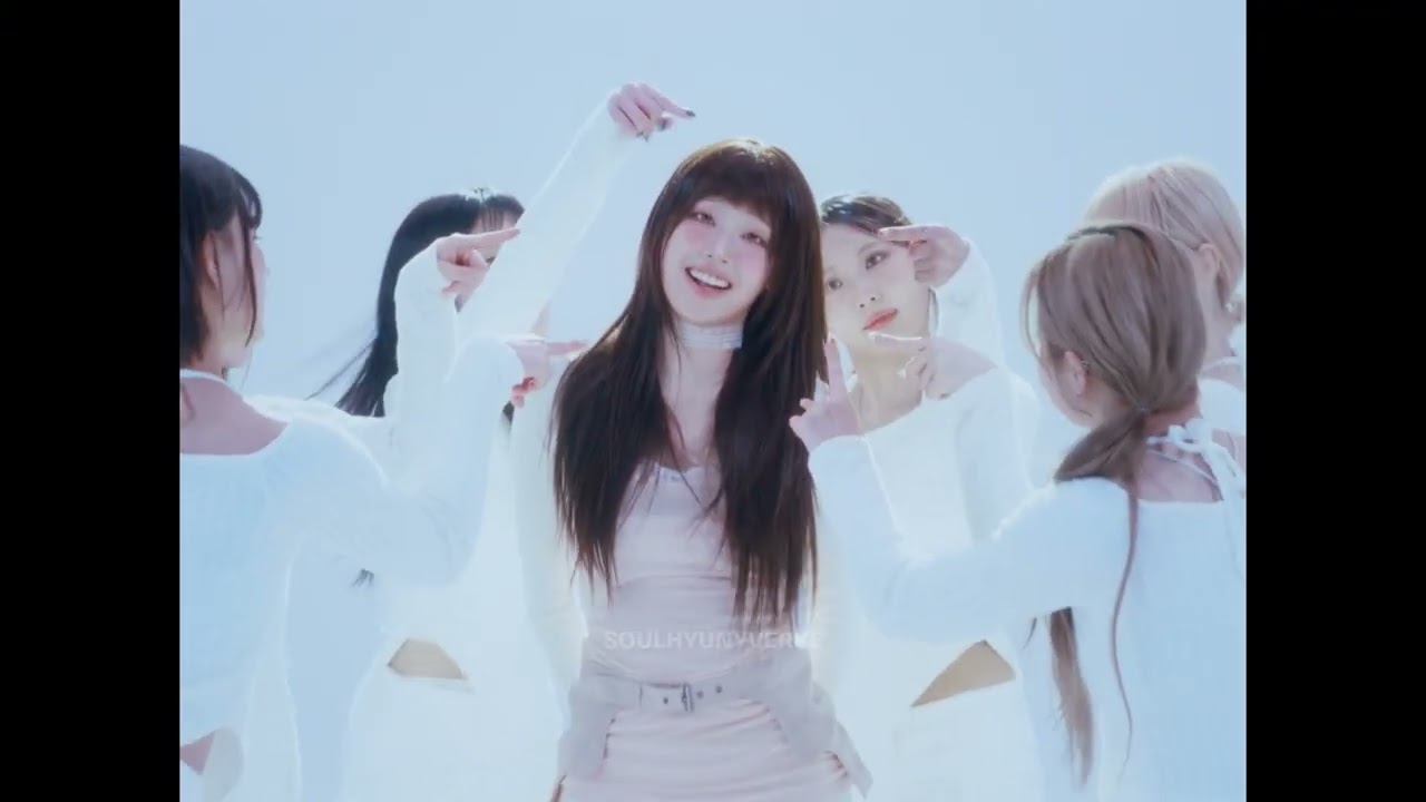 CHUU 츄 'XO, My Cyberlove' Dance Performance Mirrored