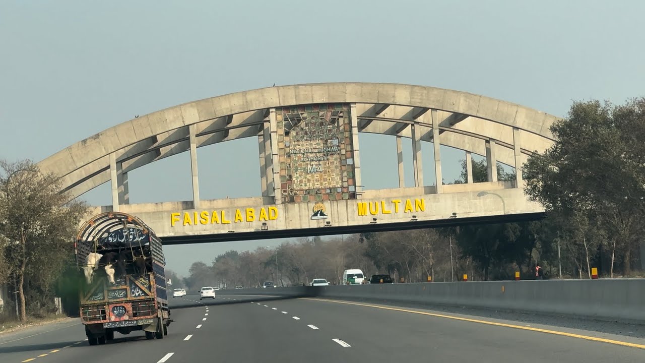 Faisalabad go to Lahore motorway
