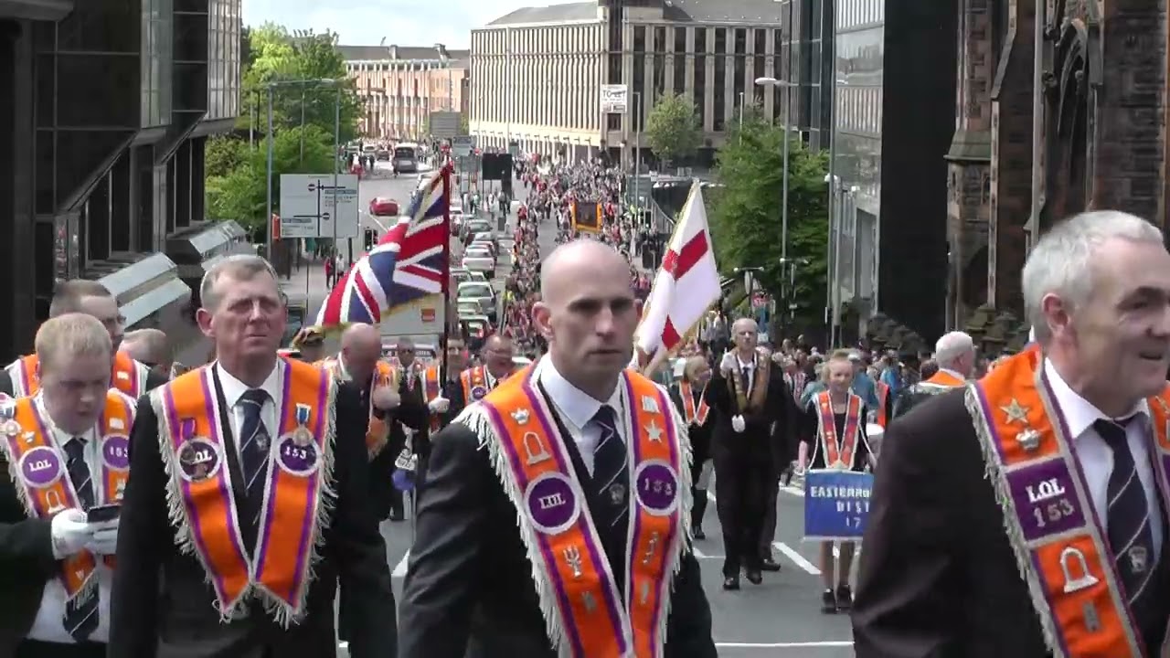 The Queen's Coronation Parade - Glasgow 2013