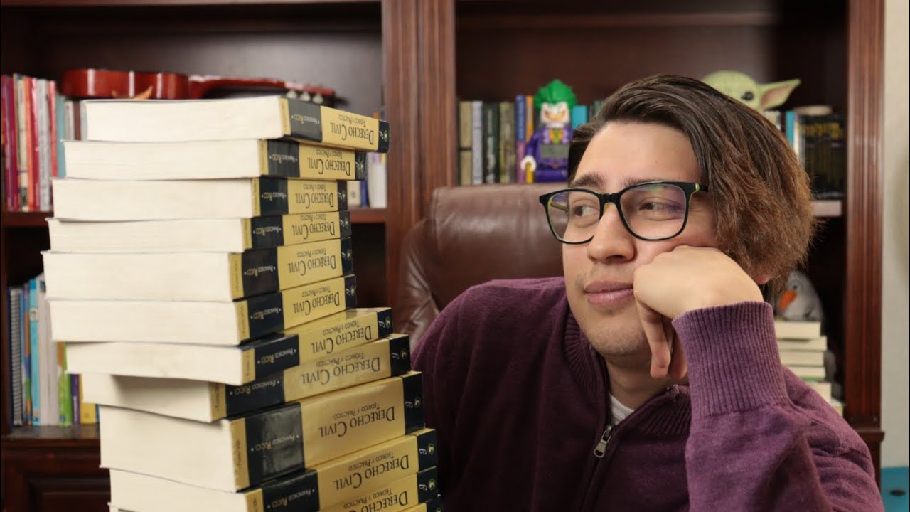 SI NO TE GUSTA LEER NO ESTUDIES DERECHO... O ¿SI?