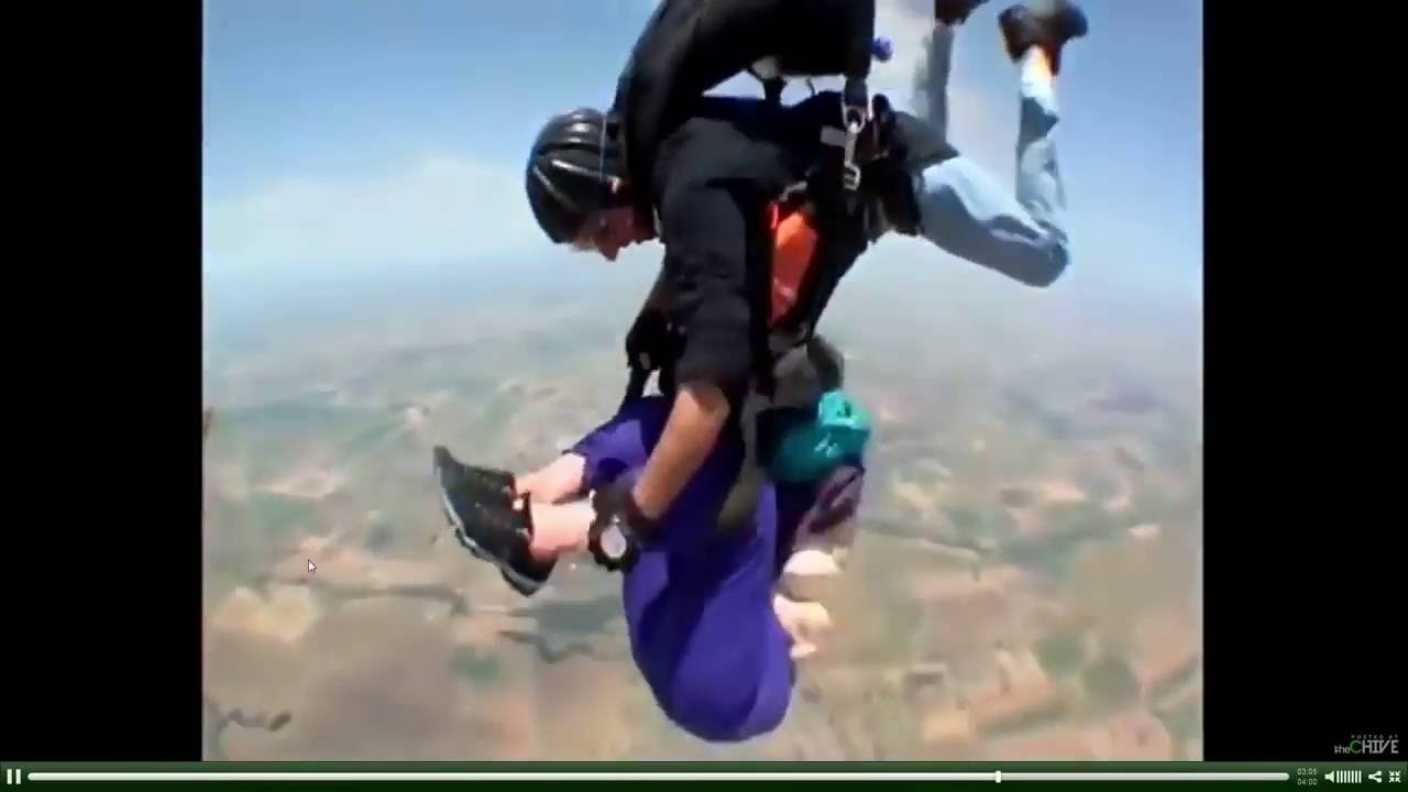 90 years old lady nightmare skydiving NEAR TO DEATH