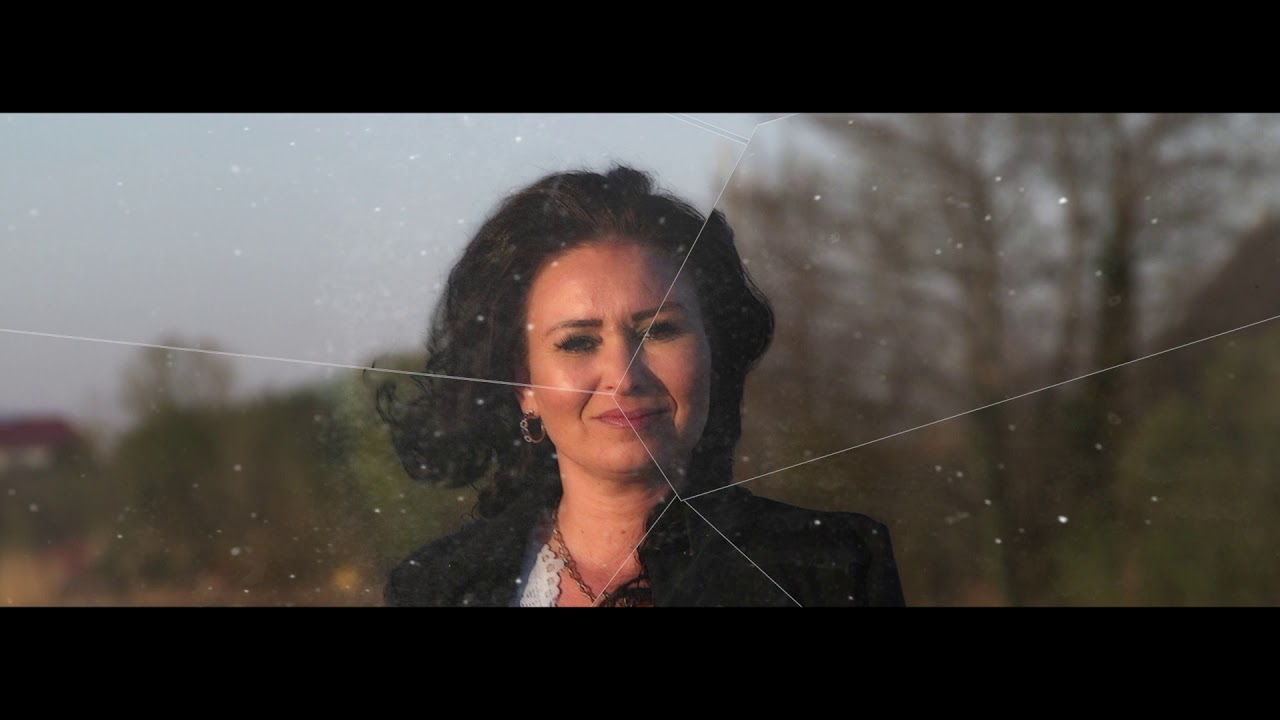 Barbara Swinkels - Als hij 's nachts piano speelt (Officiële Videoclip)