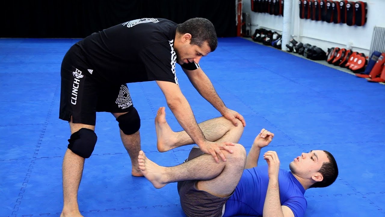 Advanced Passing the Open Guard Tactics | MMA Fighting