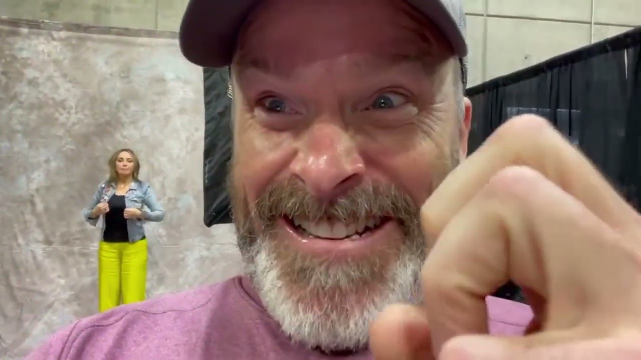Hey Tara! Roger Craig Smith and Tara Strong: The Convention Saga