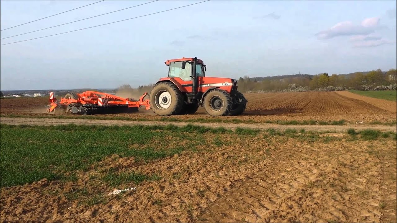 Scheibeneggen 2015 mit Case Magnum 7210 und Kuhn Optimer