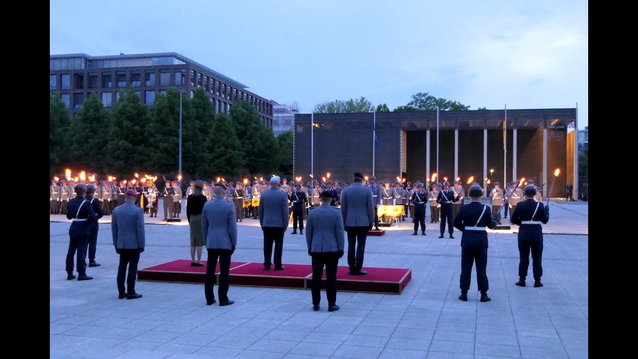 Großer Zapfenstreich General Pfeffer 16.05.2022