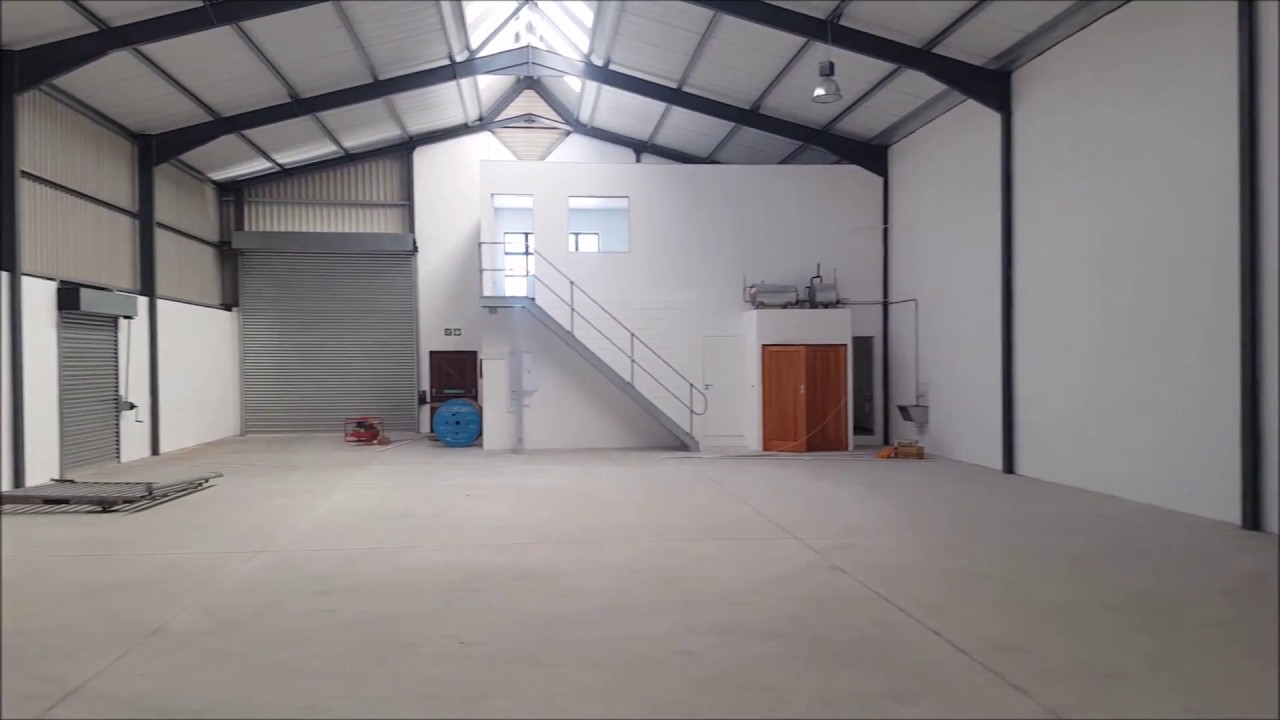 420sqm warehouse + small yard to rent in Montague Gardens