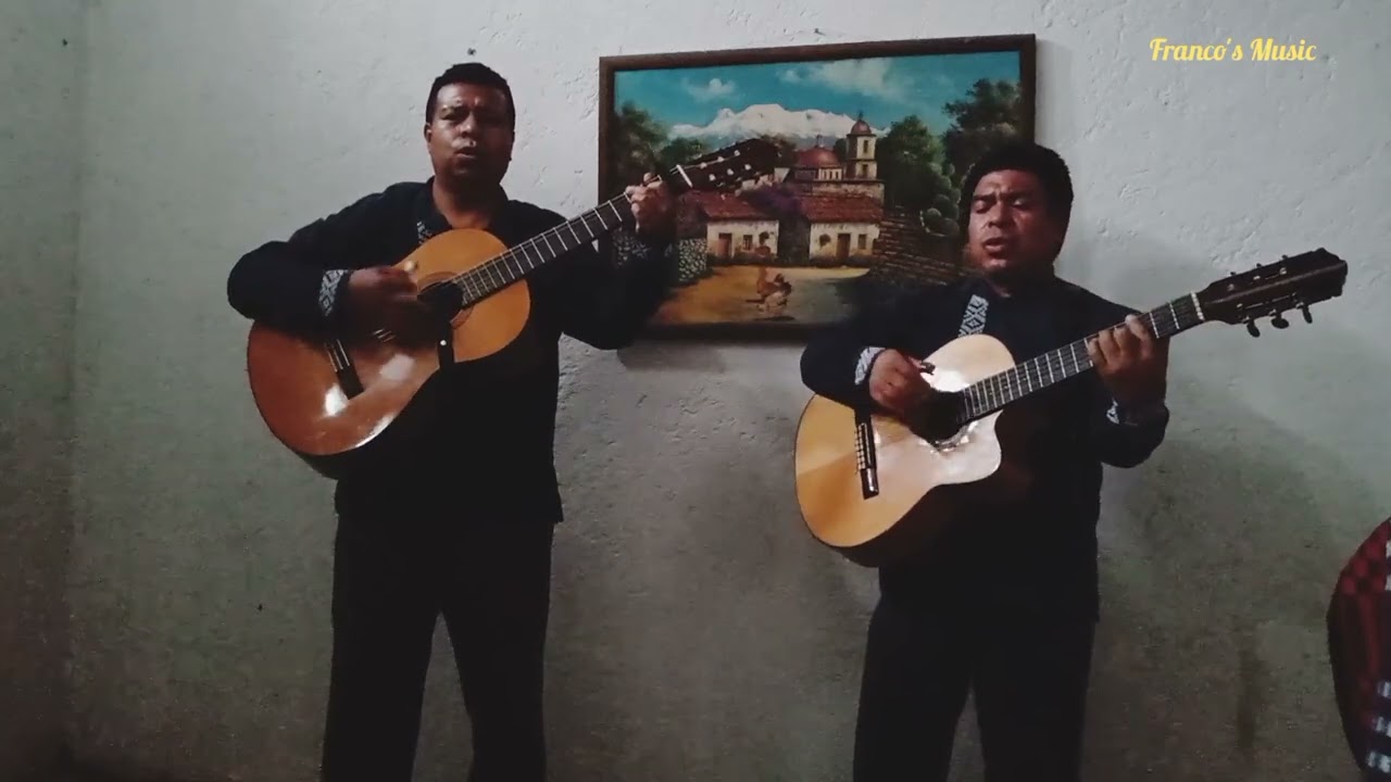 Veinte mujeres de negro - BENITO Y JUANITO 