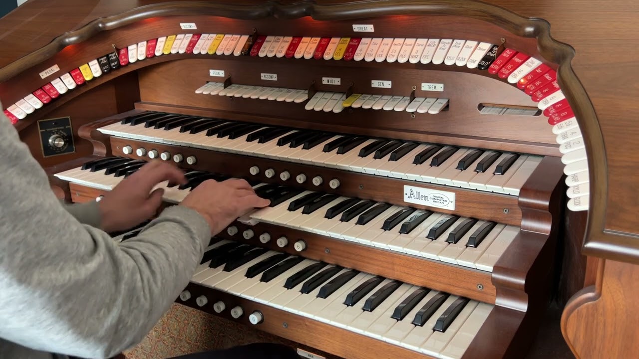 My Tribute to Reginald Dixon - Blackpool Tower Ballroom Wurlitzer Organ Sounds (TOIAB)