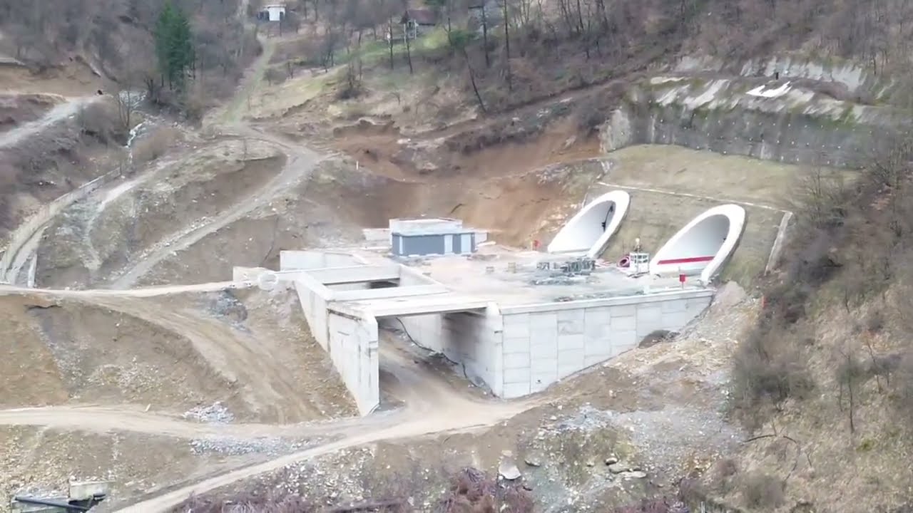 Autoput Koridor 5C.  Ponirak-Vranduk.  Usporedba gradnje u 15 dana