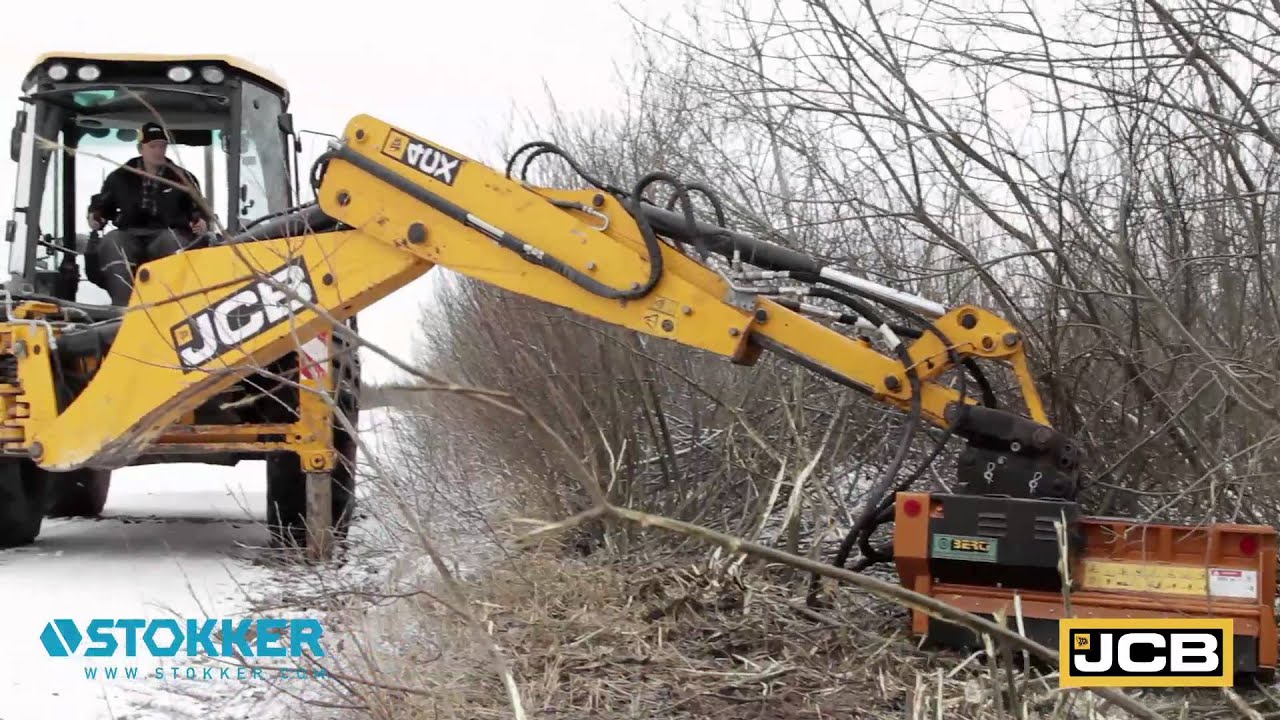 Traktora JCB 4CX un mulčera BERTI demo