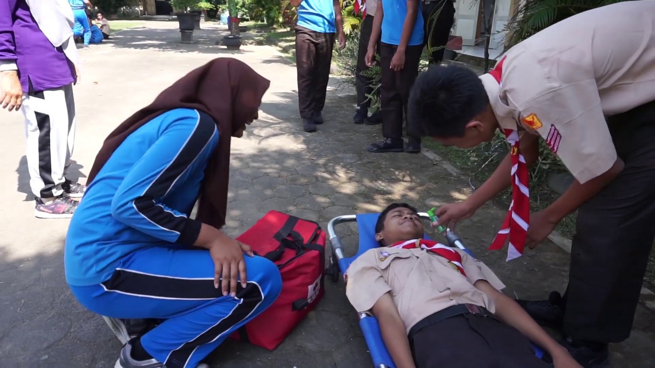 SIMULASI GEMPA BUMI DI SEKOLAH| HARI KESIAPSIAGAAN BENCANA (HKB) 2019