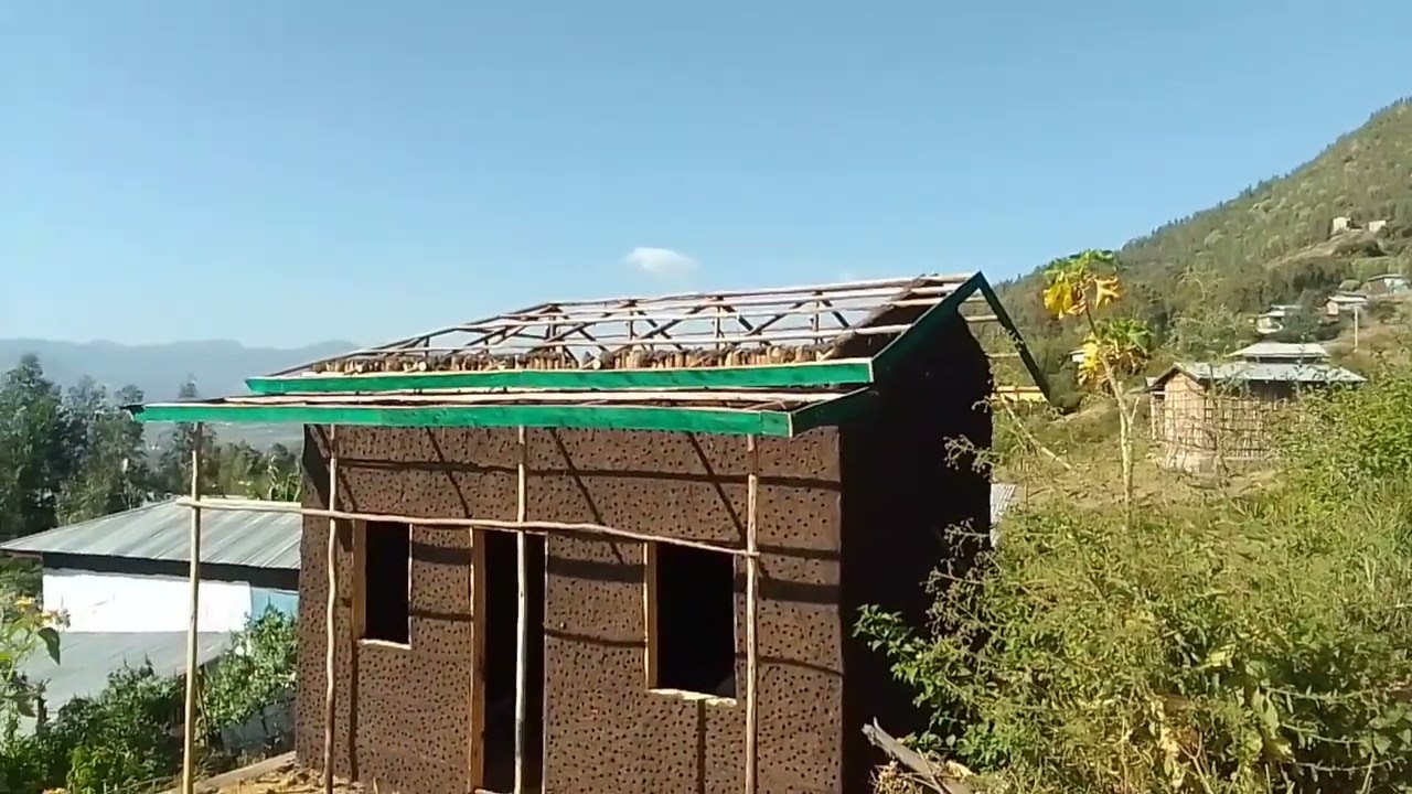 ህገወጥ  ቤት ፈረሰ