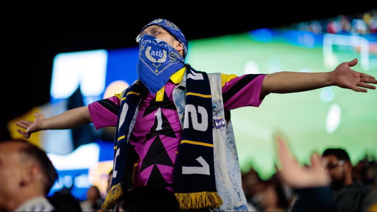WATCH: VICTORIA BLOCK was wild for Saturday's LA Galaxy home opener