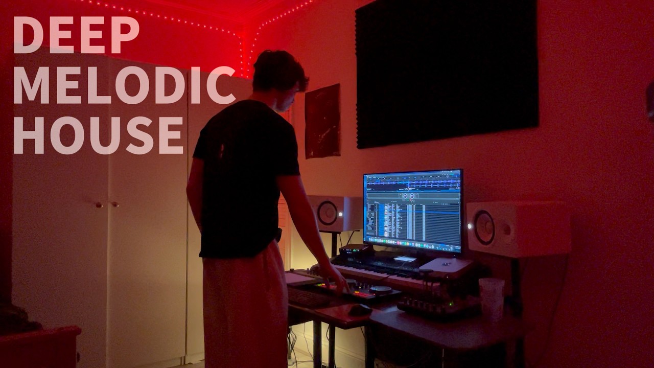 Late Night Deep Melodic House Set 2026 - Phase Nine