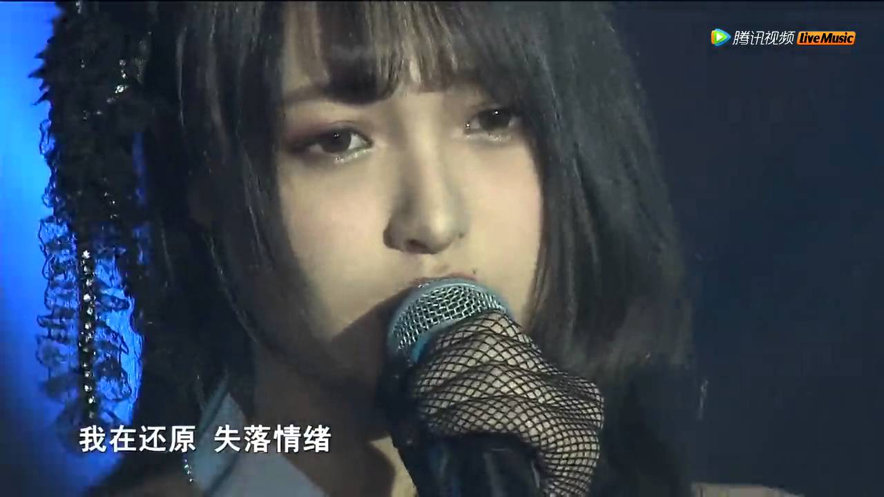 SNH48 第二届年度金曲大赏 TOP4《雨中钢琴师》 李艺彤 徐子轩 刘佩鑫 20151226