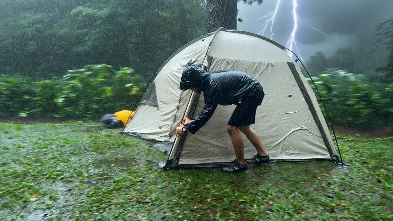 SCARY DOWNPOUR and THUNDERSTORM‼️CAMPING IN HEAVY RAIN & THUNDERSTORMS, RELAXING RAIN SOUND