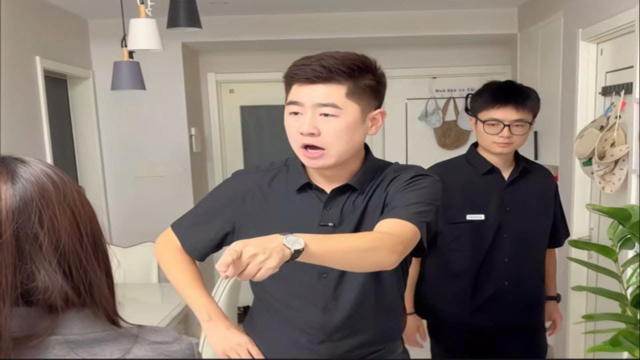 真心错付彩礼钱小伙上门讨说法，母女蛮横耍赖皮，刘老师出击现场 | 正义之光 #为百姓办事 #正义的护航
