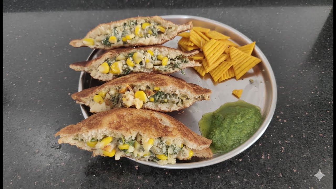 Spinach Corn Sandwich Cafe Style | High Protein Post Workout Snack | Healthy Indian Breakfast Recipe