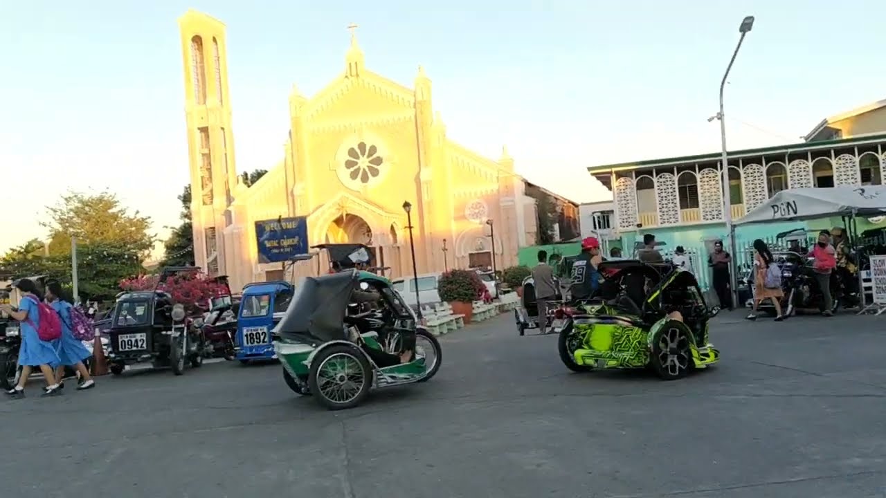 WALKING AROUND BATAC CITY | MARCOS PLACE