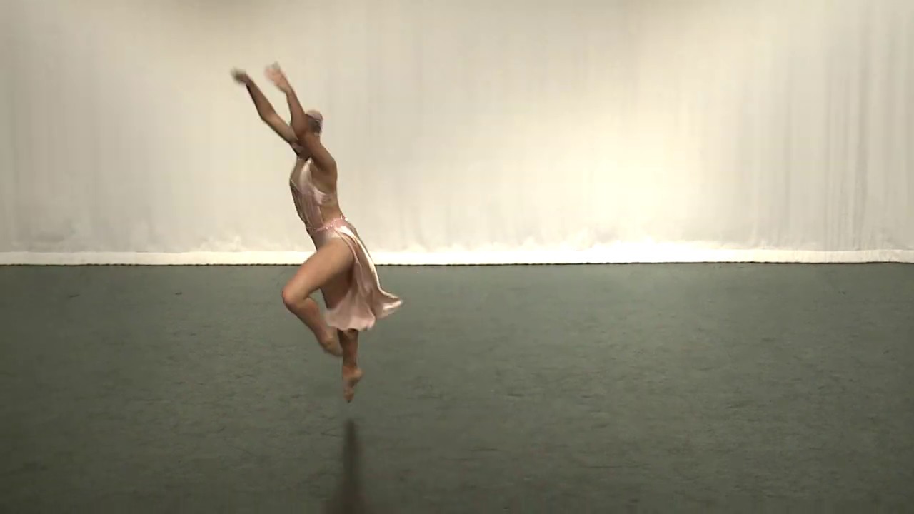 Chloe Stockdale, I'll Never Love Again- Lyrical Solo