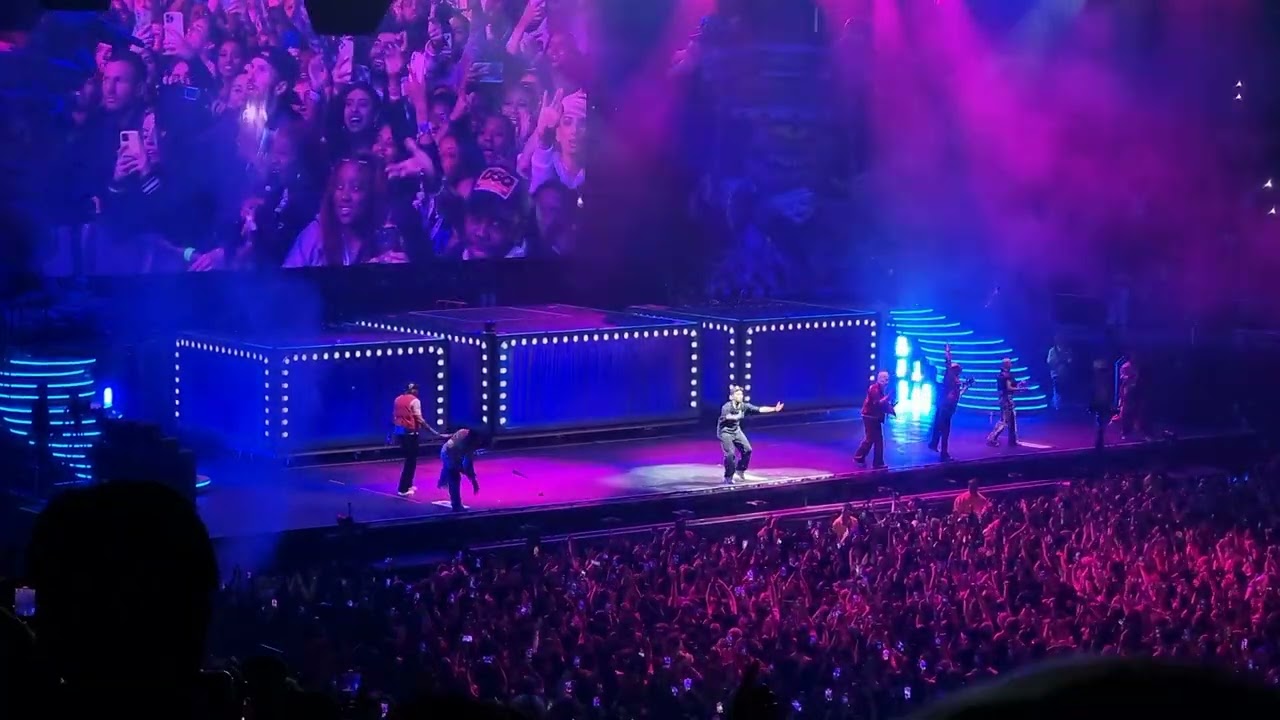 Chris Brown - No Air (Live - O2 London 14/02/2023)