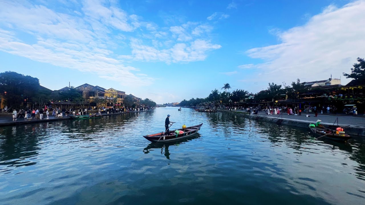 VİETNAM'IN BÜYÜLEYİCİ ŞEHRİ HOI AN 🇻🇳 Masalsı Sokaklar, Bisikletle Çevre Gezisi