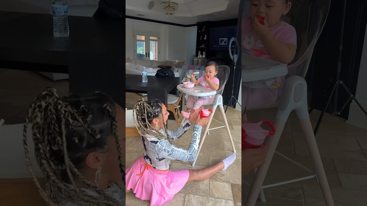 BABYSITTING WHEN YOUR FLEXIBLE! I CAN&rsquo;T BELIEVE THIS HAPPENED! WHAT TIME DID YOU SEE THIS? 🩷🥰