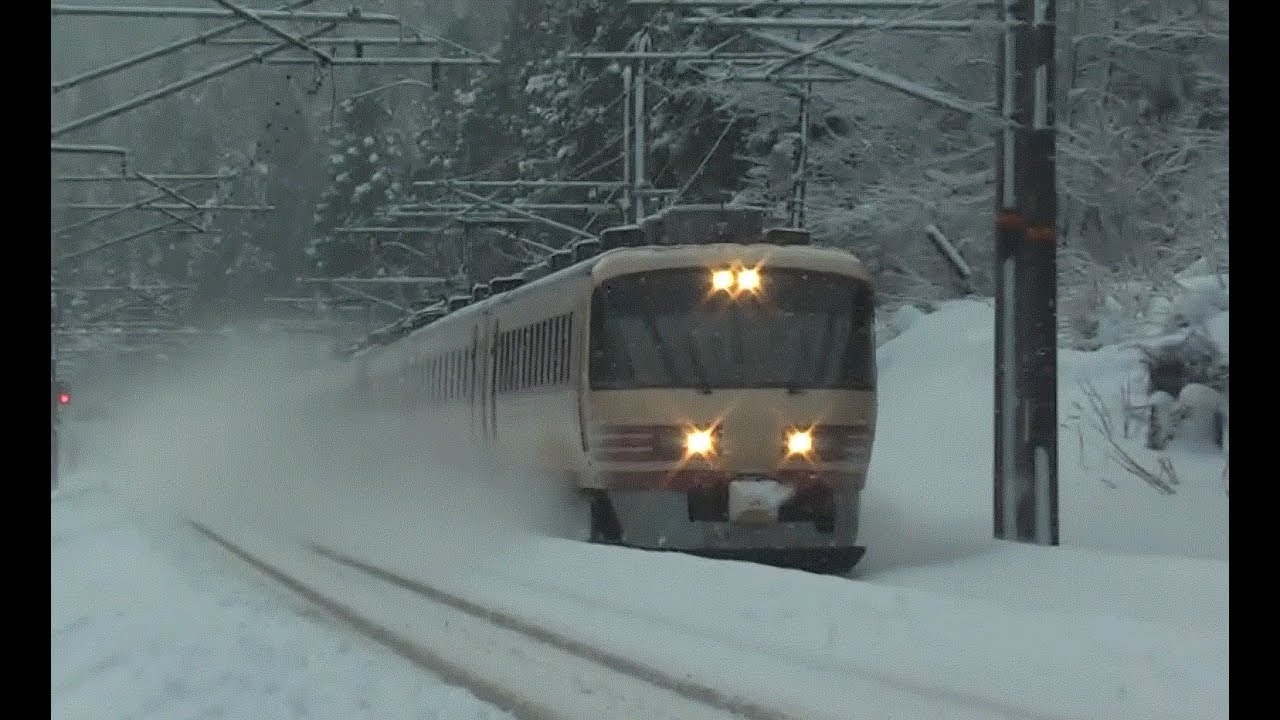 485系が奏でる重々しいジョイント音