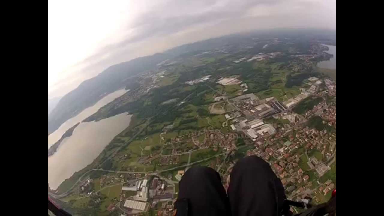 VOLO DAL MONTE CORNIZZOLO IN PARAPENDIO ( GO PRO HD HERO 2 )
