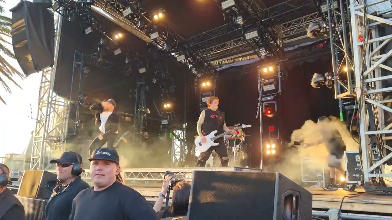 We Came As Romans - red smoke (Live) - Life's A Beach, St. Kilda - 14 Feb 2026